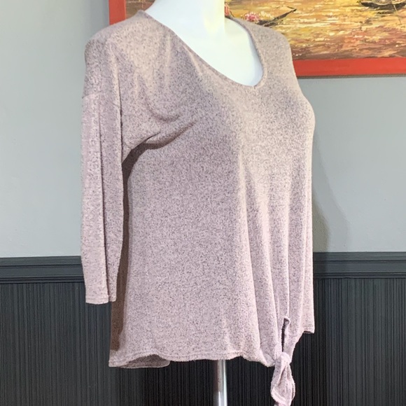 Green Envelope Top SZ - L - Picture 2 of 5